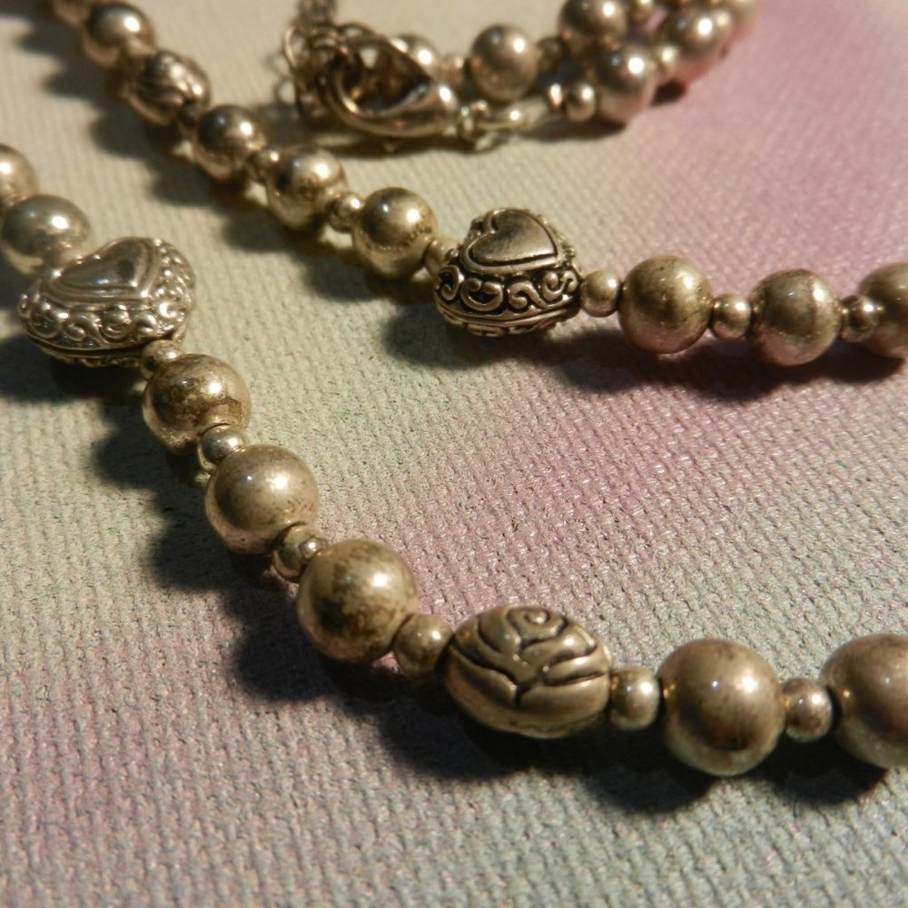VTG hearts a'gogo silver necklace long silver tone filigree beaded pendant heart - Picture 7 of 16